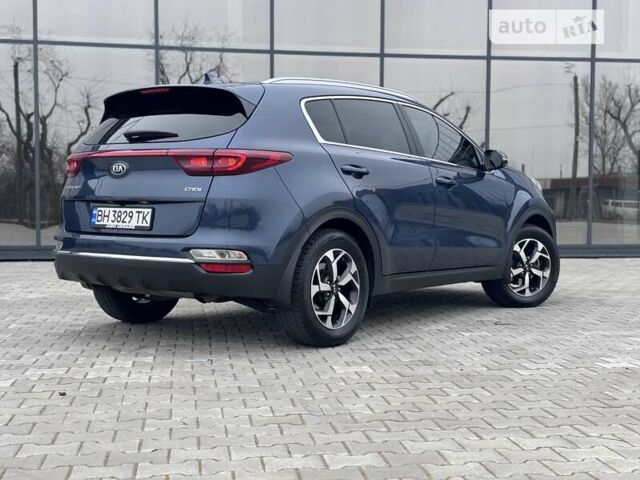 Синий Киа Sportage, объемом двигателя 1.6 л и пробегом 148 тыс. км за 18900 $, фото 2 на Automoto.ua