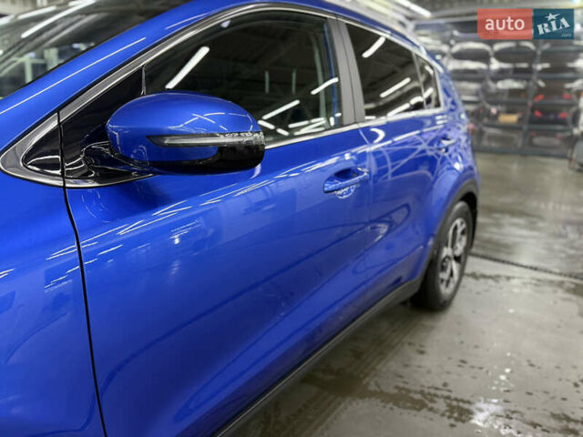 Синий Киа Sportage, объемом двигателя 1.59 л и пробегом 103 тыс. км за 15300 $, фото 18 на Automoto.ua