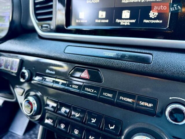 Синий Киа Sportage, объемом двигателя 1.6 л и пробегом 140 тыс. км за 18800 $, фото 49 на Automoto.ua