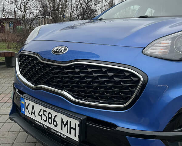 Синій Кіа Sportage, об'ємом двигуна 1.59 л та пробігом 95 тис. км за 12999 $, фото 35 на Automoto.ua
