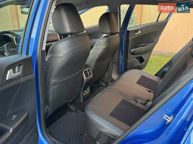 Синій Кіа Sportage, об'ємом двигуна 1.6 л та пробігом 52 тис. км за 17900 $, фото 48 на Automoto.ua