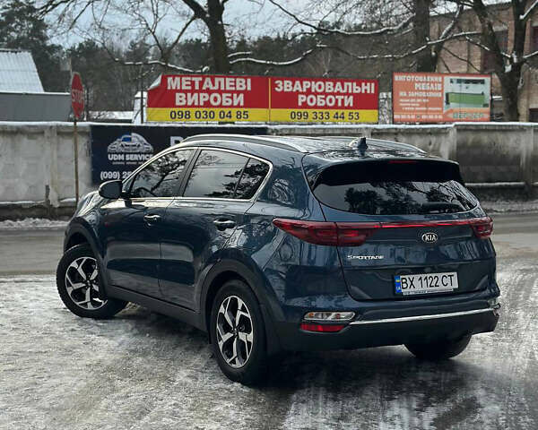 Синий Киа Sportage, объемом двигателя 1.6 л и пробегом 63 тыс. км за 21000 $, фото 2 на Automoto.ua