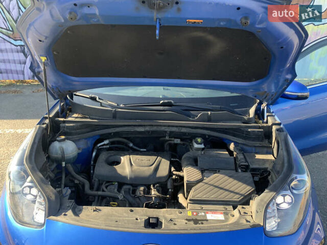 Синий Киа Sportage, объемом двигателя 1.59 л и пробегом 72 тыс. км за 18200 $, фото 87 на Automoto.ua