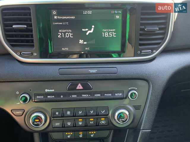 Синий Киа Sportage, объемом двигателя 1.59 л и пробегом 72 тыс. км за 18200 $, фото 63 на Automoto.ua