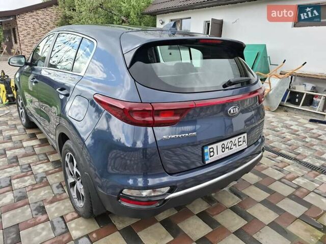 Синий Киа Sportage, объемом двигателя 1.6 л и пробегом 121 тыс. км за 17000 $, фото 11 на Automoto.ua