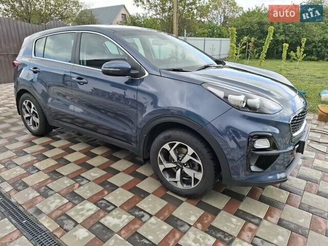 Синий Киа Sportage, объемом двигателя 1.6 л и пробегом 121 тыс. км за 17000 $, фото 2 на Automoto.ua