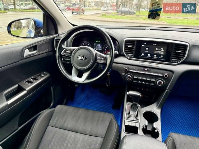 Синий Киа Sportage, объемом двигателя 1.59 л и пробегом 115 тыс. км за 16999 $, фото 72 на Automoto.ua