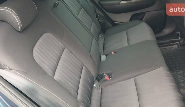 Синій Кіа Sportage, об'ємом двигуна 1.59 л та пробігом 58 тис. км за 18200 $, фото 16 на Automoto.ua