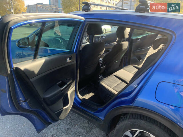 Синий Киа Sportage, объемом двигателя 1.59 л и пробегом 72 тыс. км за 18200 $, фото 22 на Automoto.ua