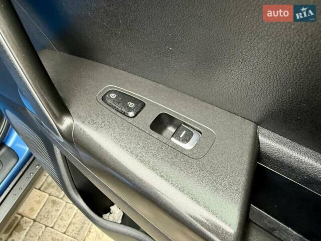 Синий Киа Sportage, объемом двигателя 1.59 л и пробегом 115 тыс. км за 16999 $, фото 49 на Automoto.ua