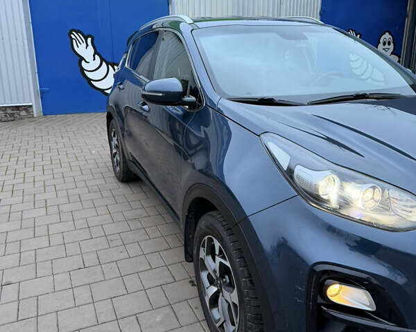 Синий Киа Sportage, объемом двигателя 1.59 л и пробегом 88 тыс. км за 18500 $, фото 2 на Automoto.ua