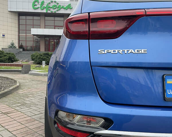 Синій Кіа Sportage, об'ємом двигуна 1.59 л та пробігом 95 тис. км за 12999 $, фото 33 на Automoto.ua