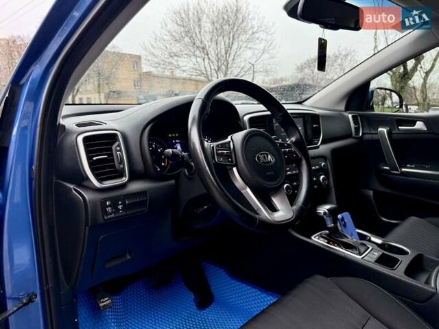 Синий Киа Sportage, объемом двигателя 1.59 л и пробегом 115 тыс. км за 16999 $, фото 35 на Automoto.ua