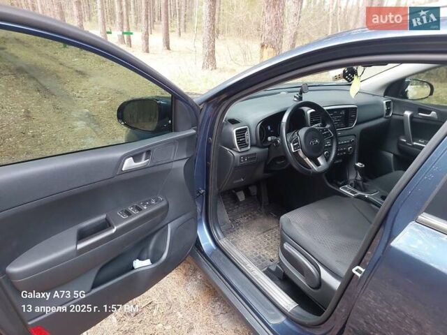 Синий Киа Sportage, объемом двигателя 1.59 л и пробегом 22 тыс. км за 18000 $, фото 10 на Automoto.ua