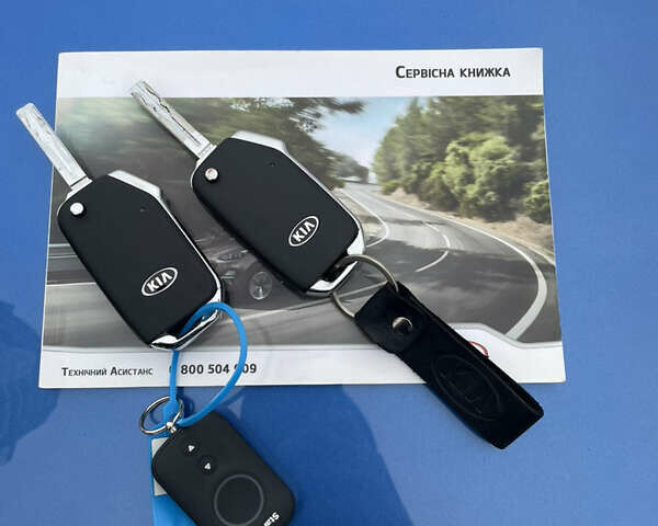 Синій Кіа Sportage, об'ємом двигуна 1.59 л та пробігом 95 тис. км за 12999 $, фото 32 на Automoto.ua