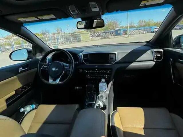 Киа Sportage 2019 в Черновцах на Automoto.ua Синий Киа Sportage, объемом двигателя 2 л и пробегом 87 тыс. км за 15000 $, фото 3 на Automoto.ua