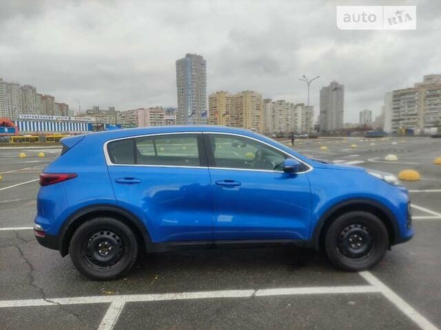 Синий Киа Sportage, объемом двигателя 1.59 л и пробегом 73 тыс. км за 18000 $, фото 18 на Automoto.ua