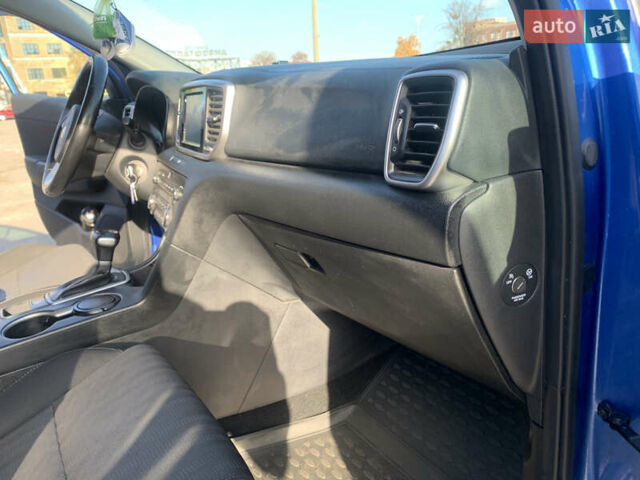 Синий Киа Sportage, объемом двигателя 1.59 л и пробегом 72 тыс. км за 18200 $, фото 42 на Automoto.ua