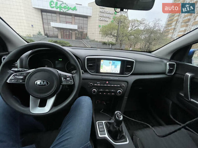 Синій Кіа Sportage, об'ємом двигуна 1.59 л та пробігом 95 тис. км за 12999 $, фото 21 на Automoto.ua