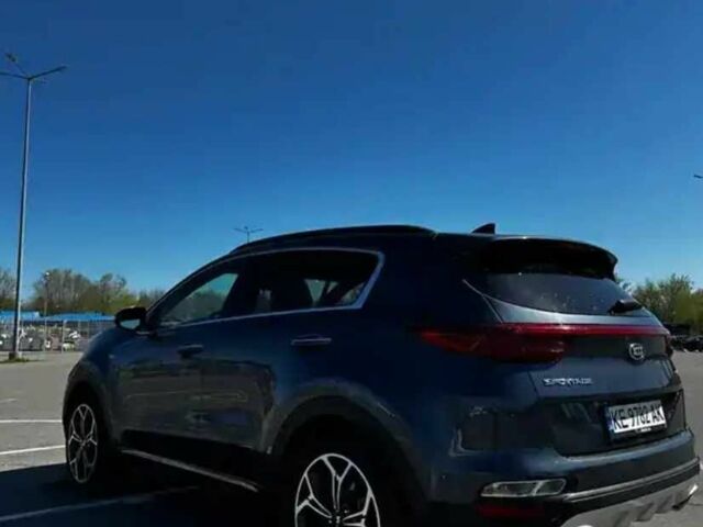 Киа Sportage 2019 в Черновцах на Automoto.ua Синий Киа Sportage, объемом двигателя 2 л и пробегом 87 тыс. км за 15000 $, фото 15 на Automoto.ua