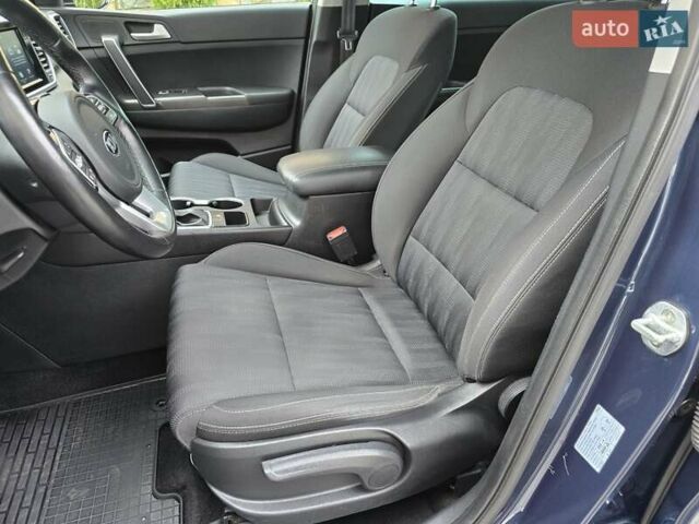 Синій Кіа Sportage, об'ємом двигуна 1.6 л та пробігом 86 тис. км за 15950 $, фото 19 на Automoto.ua