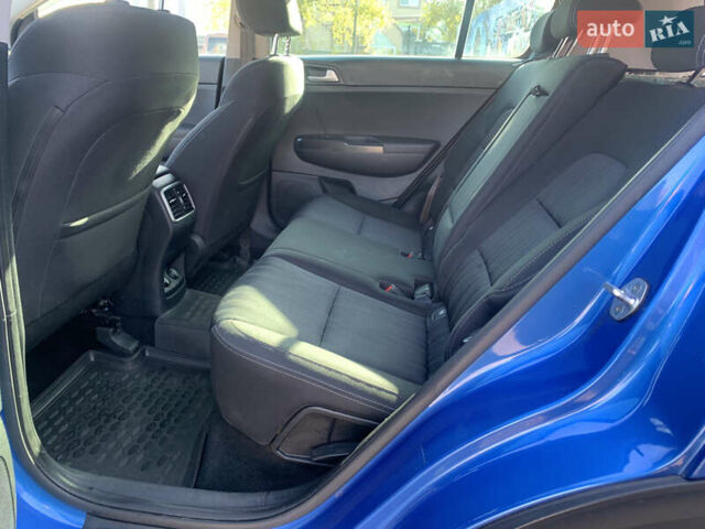 Синий Киа Sportage, объемом двигателя 1.59 л и пробегом 72 тыс. км за 18200 $, фото 24 на Automoto.ua
