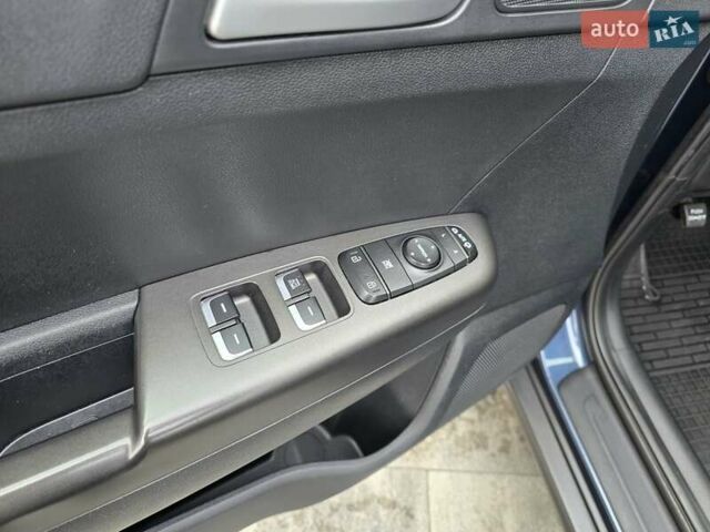 Синій Кіа Sportage, об'ємом двигуна 1.6 л та пробігом 86 тис. км за 15950 $, фото 17 на Automoto.ua