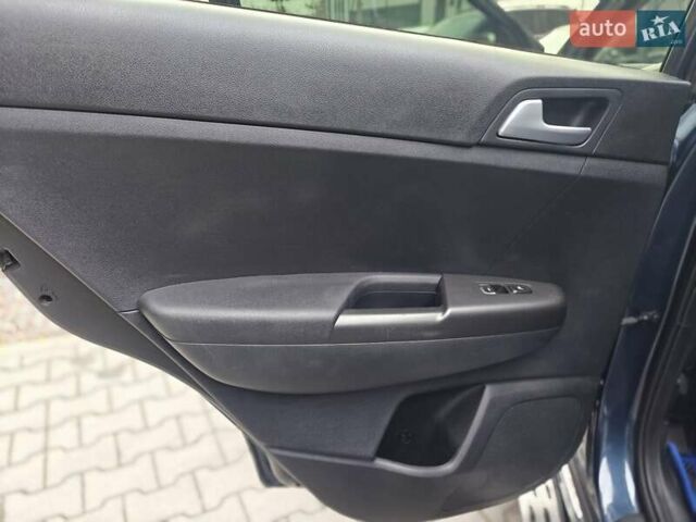 Синий Киа Sportage, объемом двигателя 1.59 л и пробегом 176 тыс. км за 17800 $, фото 25 на Automoto.ua