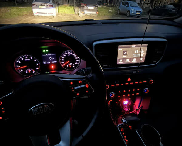 Синий Киа Sportage, объемом двигателя 1.59 л и пробегом 88 тыс. км за 18500 $, фото 28 на Automoto.ua