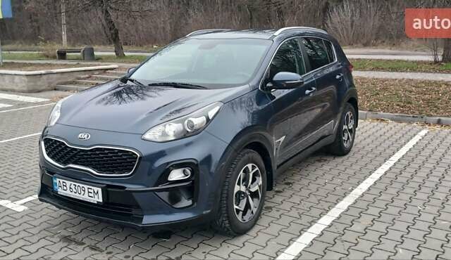 Синій Кіа Sportage, об'ємом двигуна 1.59 л та пробігом 58 тис. км за 18200 $, фото 4 на Automoto.ua