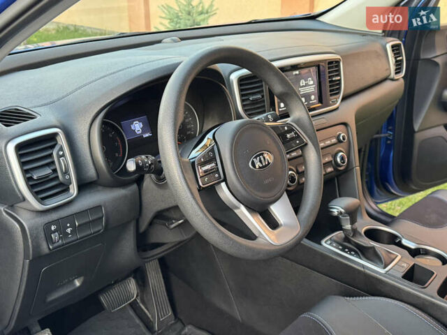Синій Кіа Sportage, об'ємом двигуна 1.6 л та пробігом 52 тис. км за 17900 $, фото 44 на Automoto.ua