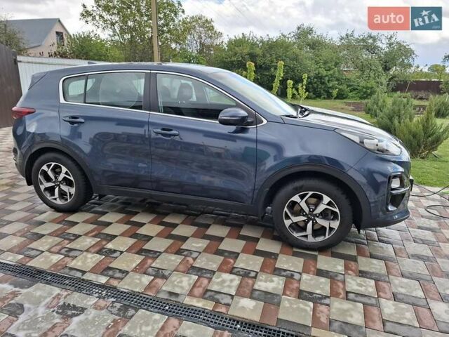 Синий Киа Sportage, объемом двигателя 1.6 л и пробегом 121 тыс. км за 17000 $, фото 3 на Automoto.ua