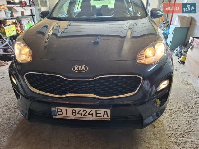 Синий Киа Sportage, объемом двигателя 1.6 л и пробегом 121 тыс. км за 17000 $, фото 22 на Automoto.ua