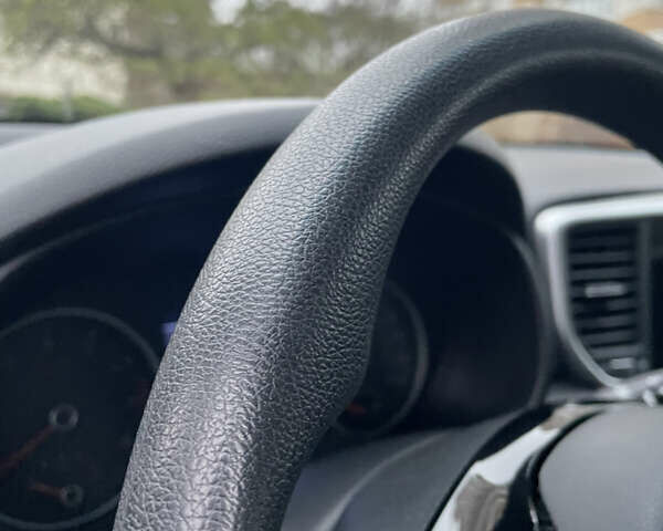 Синій Кіа Sportage, об'ємом двигуна 1.59 л та пробігом 95 тис. км за 12999 $, фото 15 на Automoto.ua