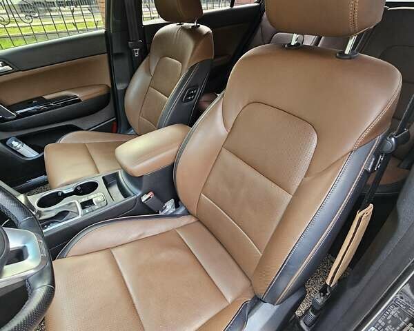 Синий Киа Sportage, объемом двигателя 2 л и пробегом 99 тыс. км за 26300 $, фото 23 на Automoto.ua