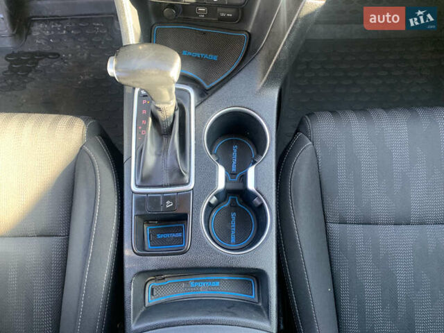 Синий Киа Sportage, объемом двигателя 1.59 л и пробегом 72 тыс. км за 18200 $, фото 49 на Automoto.ua