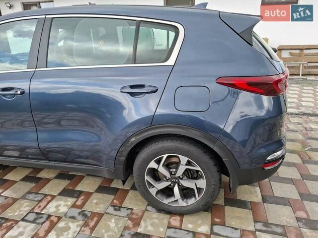 Синий Киа Sportage, объемом двигателя 1.6 л и пробегом 121 тыс. км за 17000 $, фото 13 на Automoto.ua