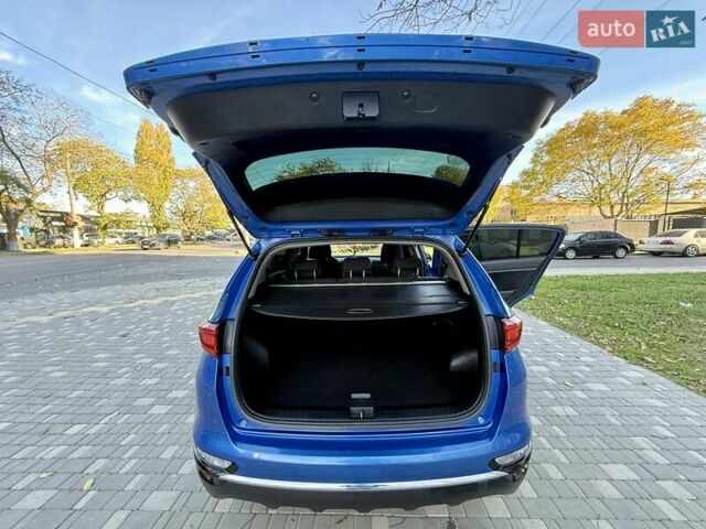 Синий Киа Sportage, объемом двигателя 1.6 л и пробегом 140 тыс. км за 18800 $, фото 71 на Automoto.ua