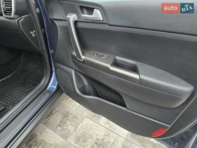 Синій Кіа Sportage, об'ємом двигуна 1.6 л та пробігом 86 тис. км за 15950 $, фото 34 на Automoto.ua