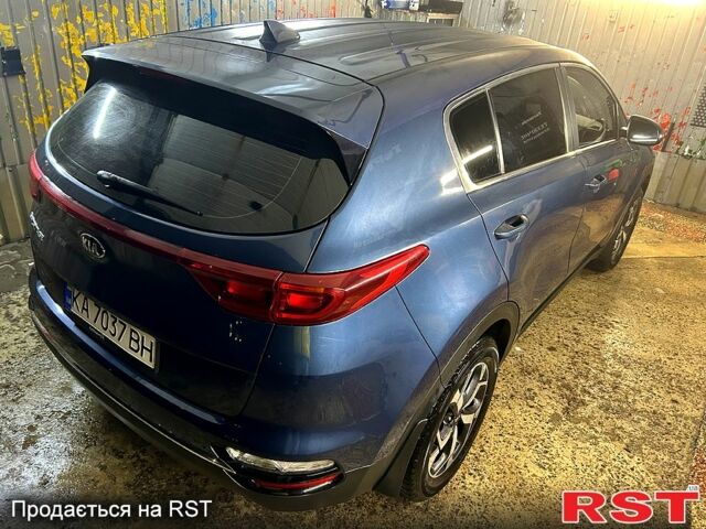 Синий Киа Sportage, объемом двигателя 1.6 л и пробегом 148 тыс. км за 16000 $, фото 4 на Automoto.ua