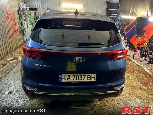Синий Киа Sportage, объемом двигателя 1.6 л и пробегом 148 тыс. км за 16000 $, фото 8 на Automoto.ua