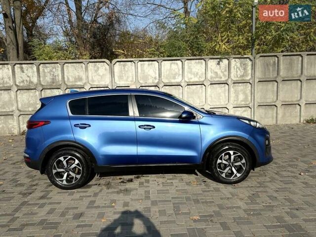 Синий Киа Sportage, объемом двигателя 1.59 л и пробегом 143 тыс. км за 17800 $, фото 4 на Automoto.ua