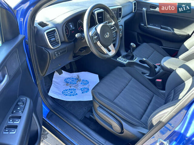 Синий Киа Sportage, объемом двигателя 1.59 л и пробегом 16 тыс. км за 18400 $, фото 28 на Automoto.ua