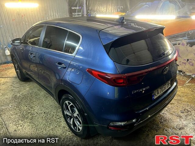Синий Киа Sportage, объемом двигателя 1.6 л и пробегом 148 тыс. км за 16000 $, фото 3 на Automoto.ua
