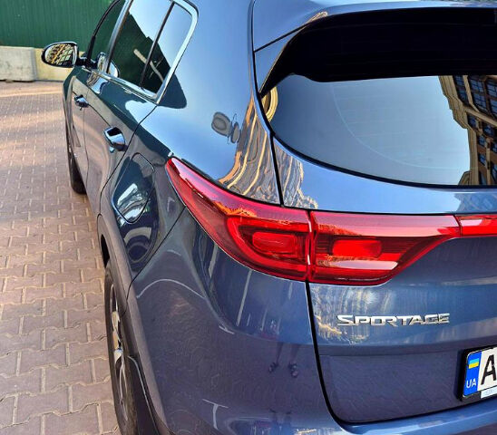 Синий Киа Sportage, объемом двигателя 1.6 л и пробегом 147 тыс. км за 21300 $, фото 5 на Automoto.ua