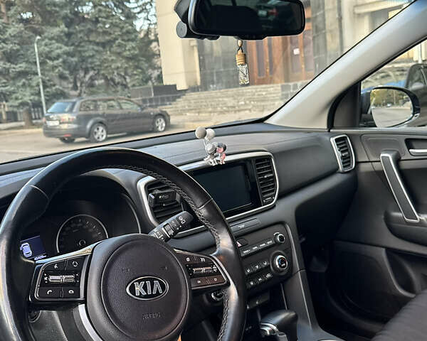 Синій Кіа Sportage, об'ємом двигуна 1.59 л та пробігом 46 тис. км за 18500 $, фото 11 на Automoto.ua
