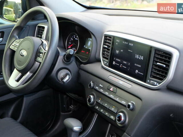 Синий Киа Sportage, объемом двигателя 1.59 л и пробегом 88 тыс. км за 17700 $, фото 16 на Automoto.ua