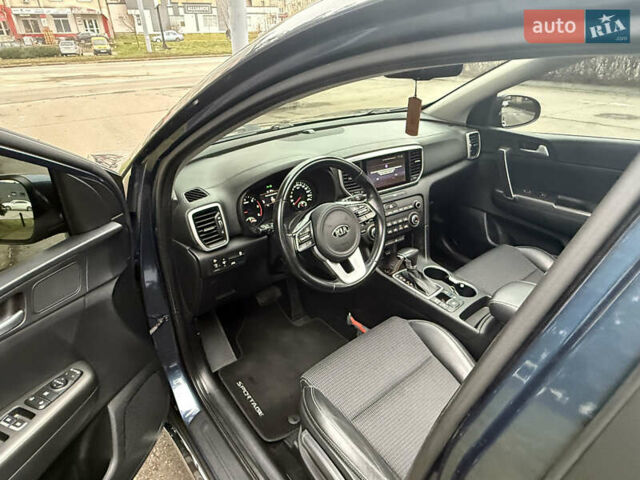 Синій Кіа Sportage, об'ємом двигуна 1.6 л та пробігом 200 тис. км за 18950 $, фото 30 на Automoto.ua