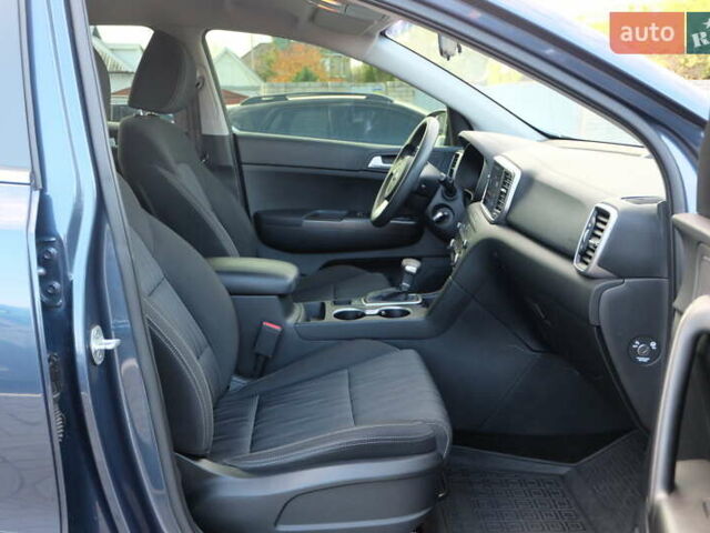 Синий Киа Sportage, объемом двигателя 1.59 л и пробегом 88 тыс. км за 17700 $, фото 15 на Automoto.ua