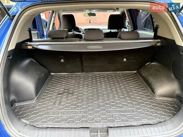 Синий Киа Sportage, объемом двигателя 1.59 л и пробегом 143 тыс. км за 17800 $, фото 12 на Automoto.ua